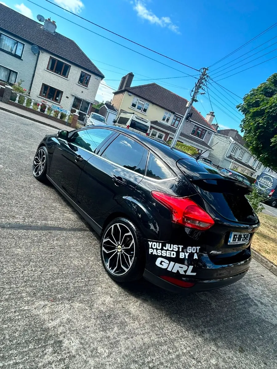 Ford Focus Zetec  2016 Diesel - Image 2