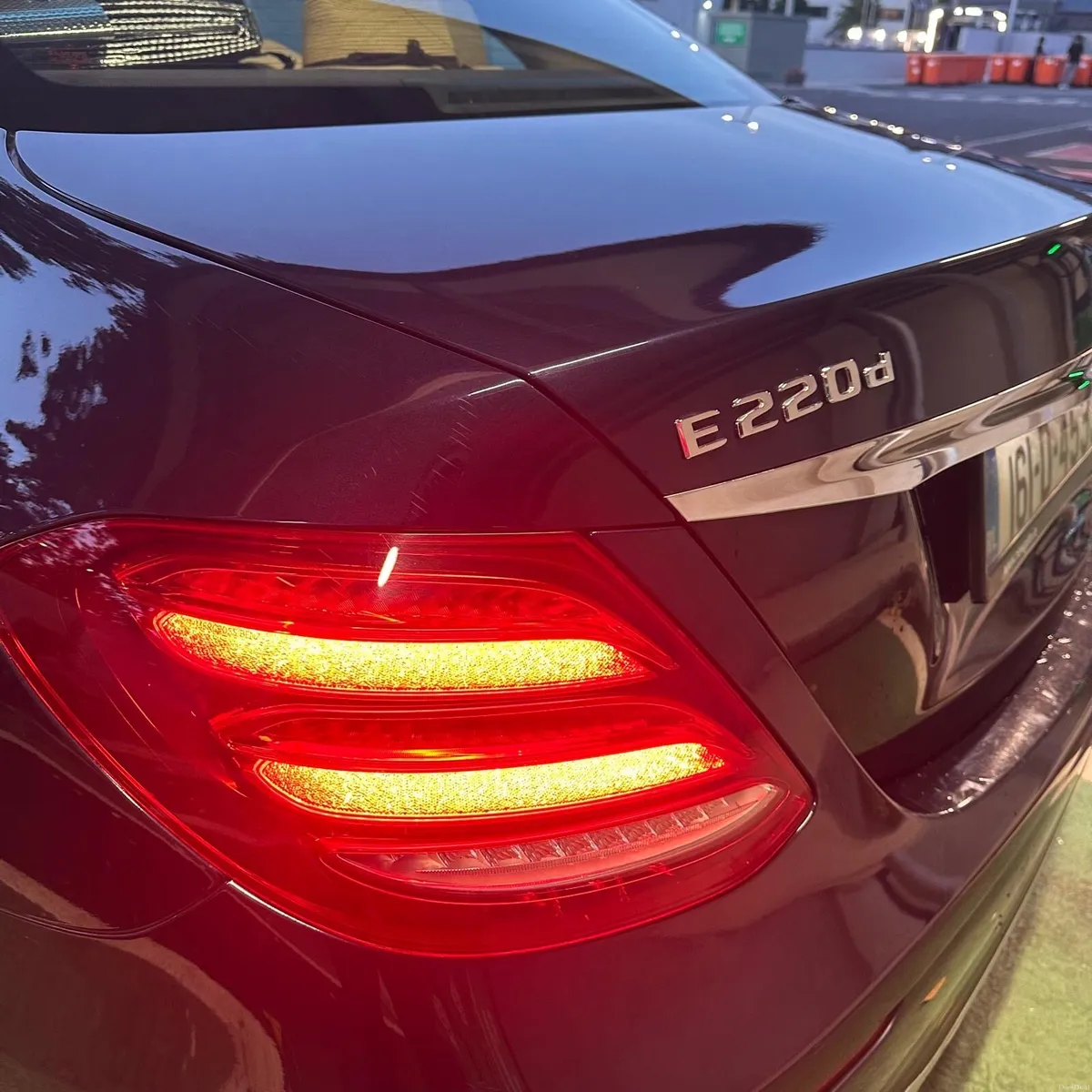 Mercedes e220d 2016 Avantgarde NCT 02/2028 - Image 3