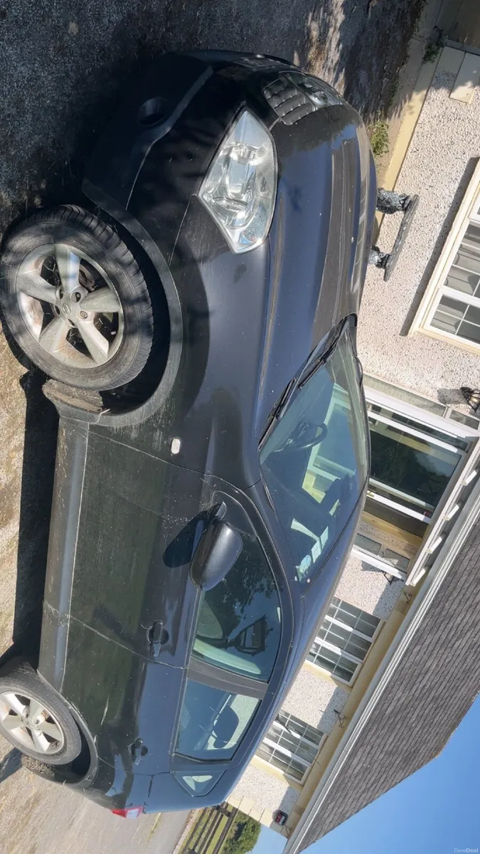 Nissan Qashqai 2009 - Image 2
