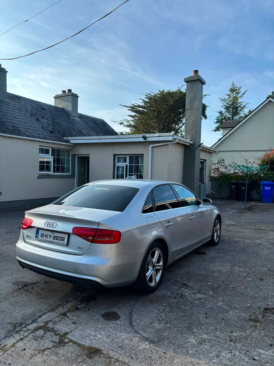 AUDI A4 SE 2.0 L TDI - Image 2