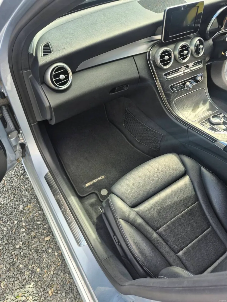 Mercedes Benz C220 AMG Line High Spec - Image 6