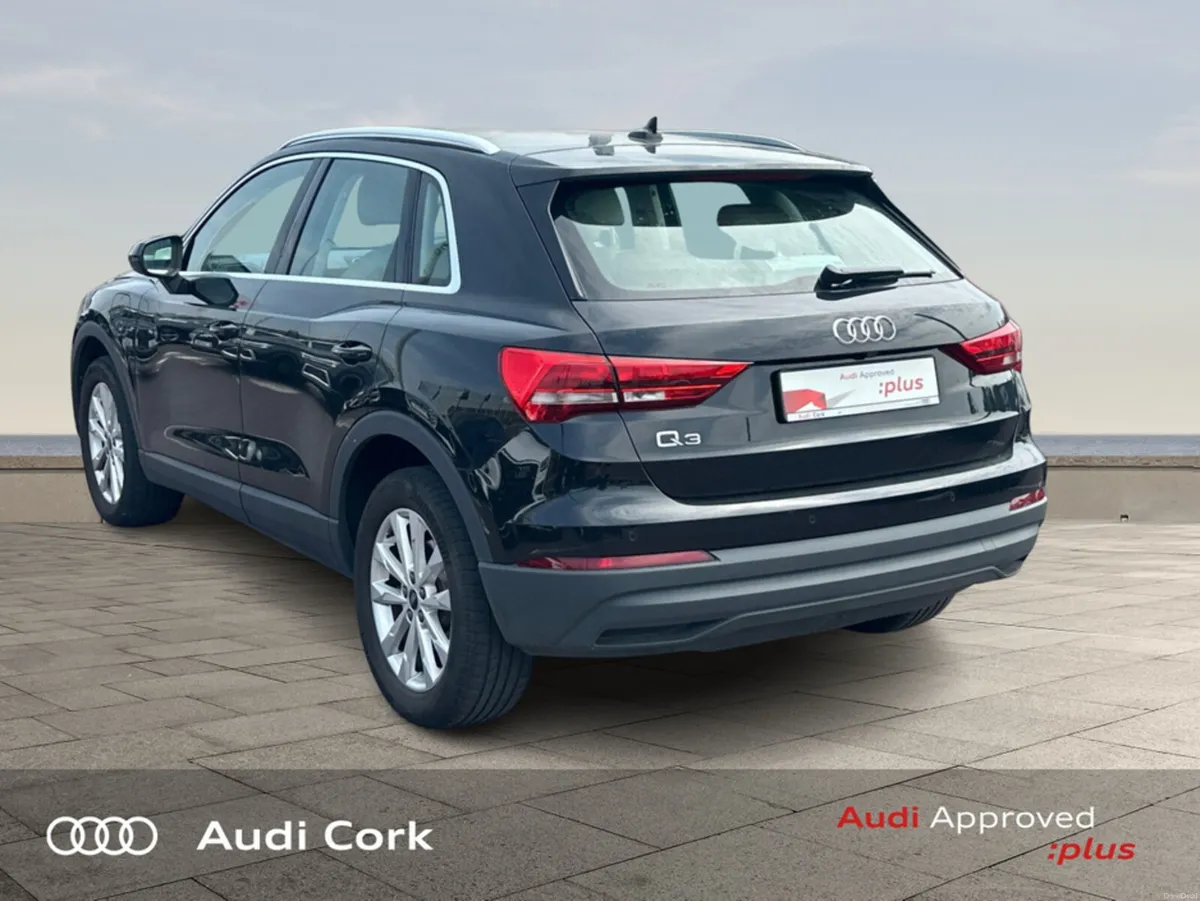 Audi Q3 1.4 45TFSI E 245BHP SE AUTOMATIC WITH COMF - Image 5