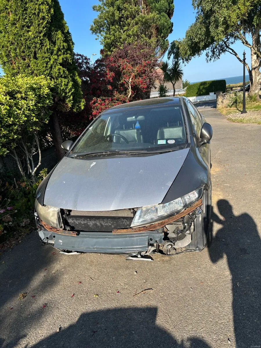 Honda Civic Exec. 1.8 i-VTEC –Two Cars– €3,250 ONO - Image 3