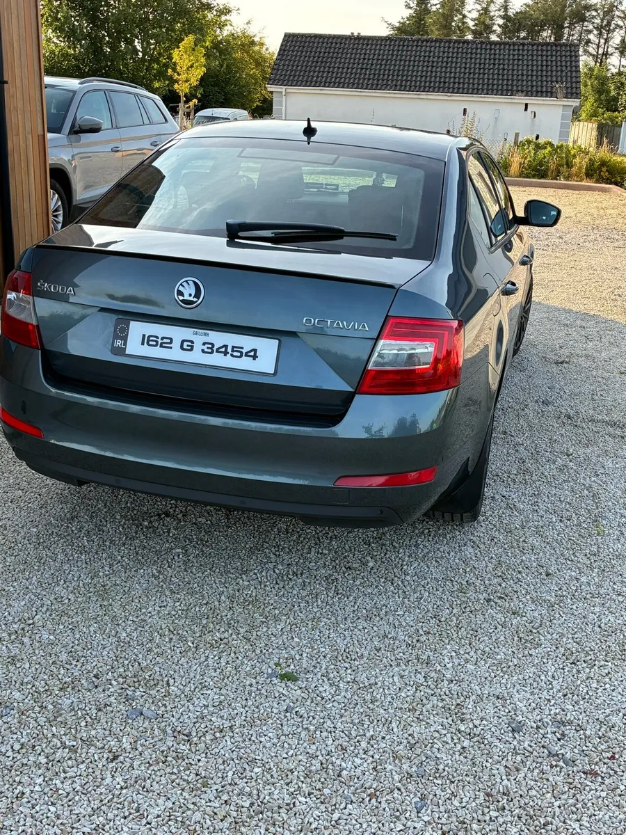 Skoda Octavia 2016 2.0 TDI - Image 4