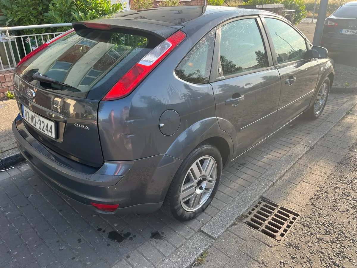 2007 Ford focus  **NCT 05/27** - Image 4
