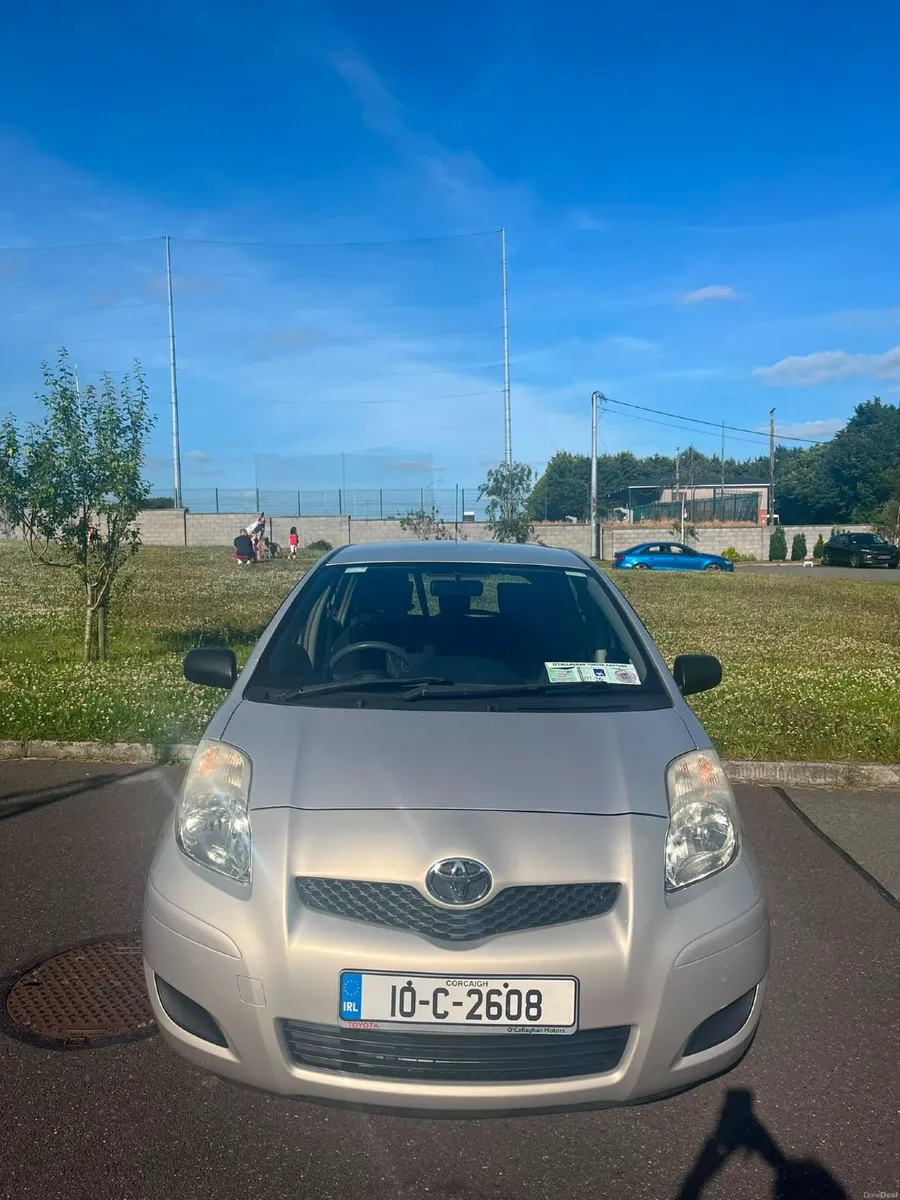 Toyota Yaris 2010 - Image 6