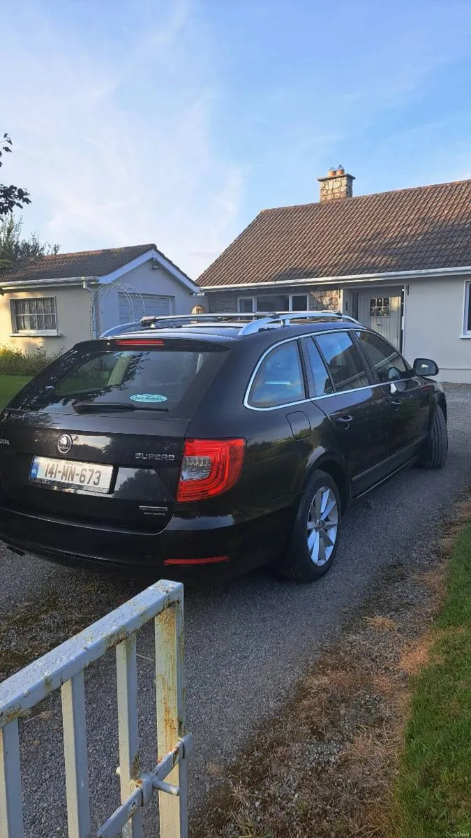 Skoda Superb Estate Greenline 1.6 diesel manual - Image 4