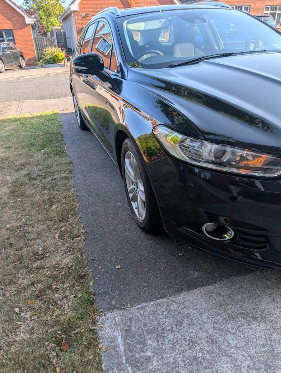 Ford Mondeo Mk5 Titanium NCT LOW MILEAGE - Image 3