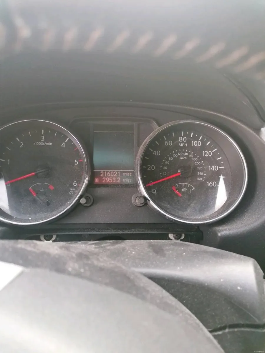 2010 Nissan qaushqai (needs clutch) - Image 6