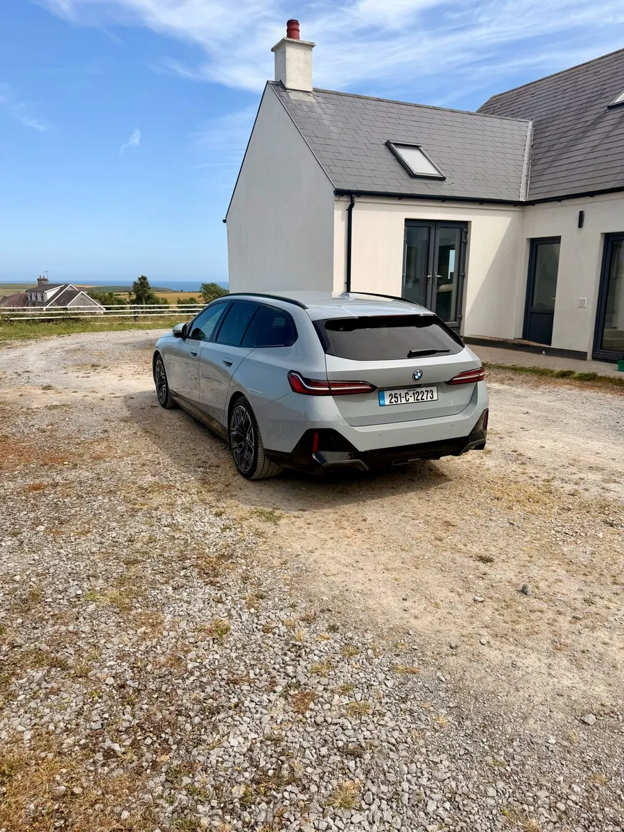 BMW G61 MSport 530e - Image 3