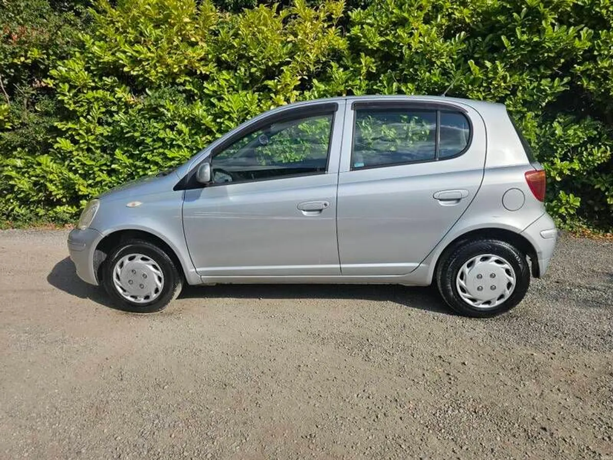 2004 Toyota Yaris vits Automatic nct 09/27 tax 09/ - Image 2