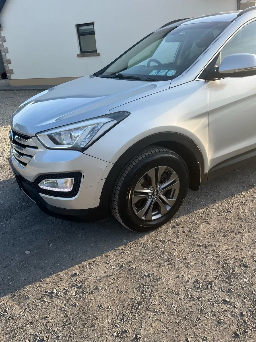 Hyundai sante fe 2015 - Image 1