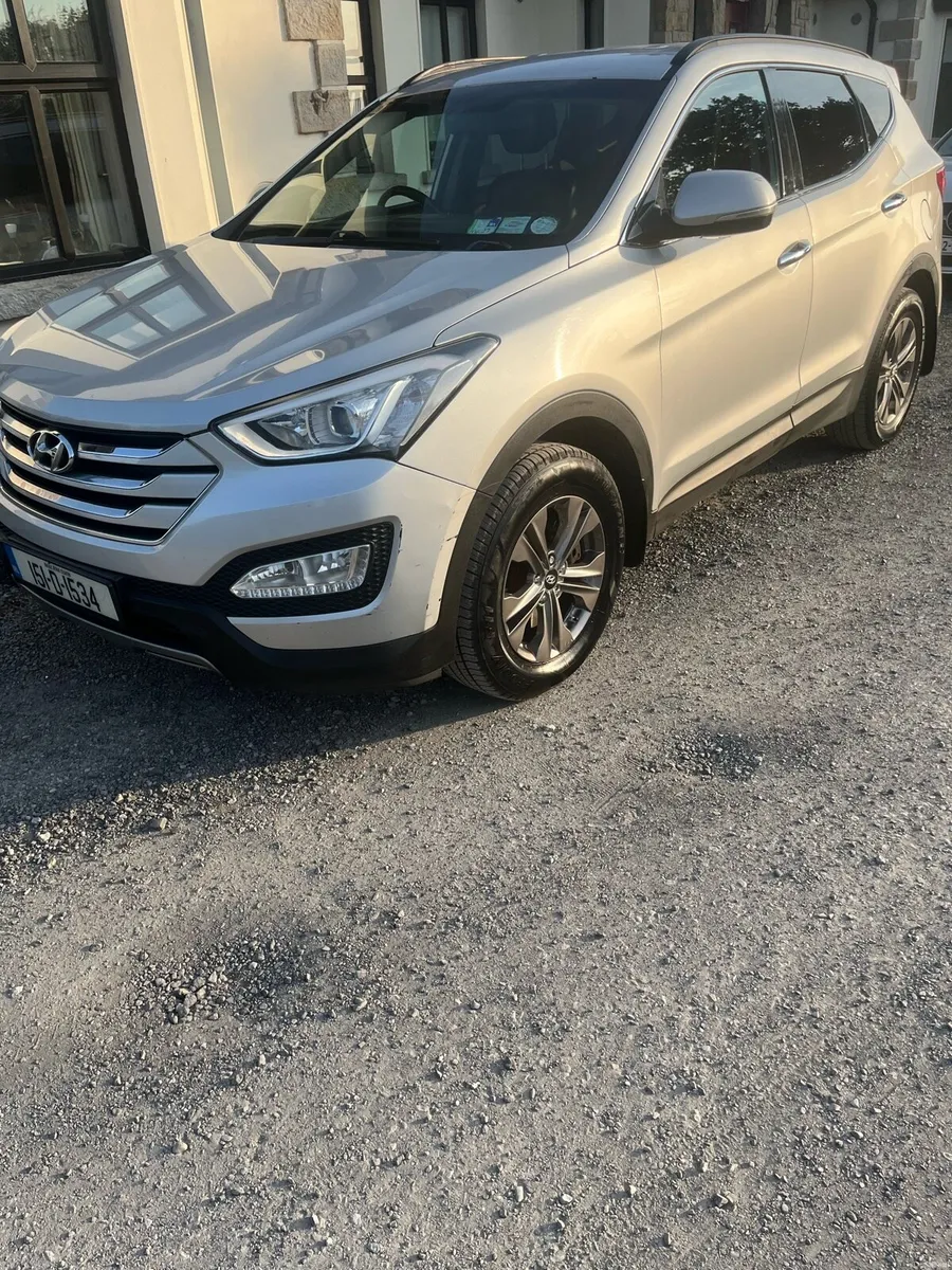 Hyundai sante fe 2015 - Image 2
