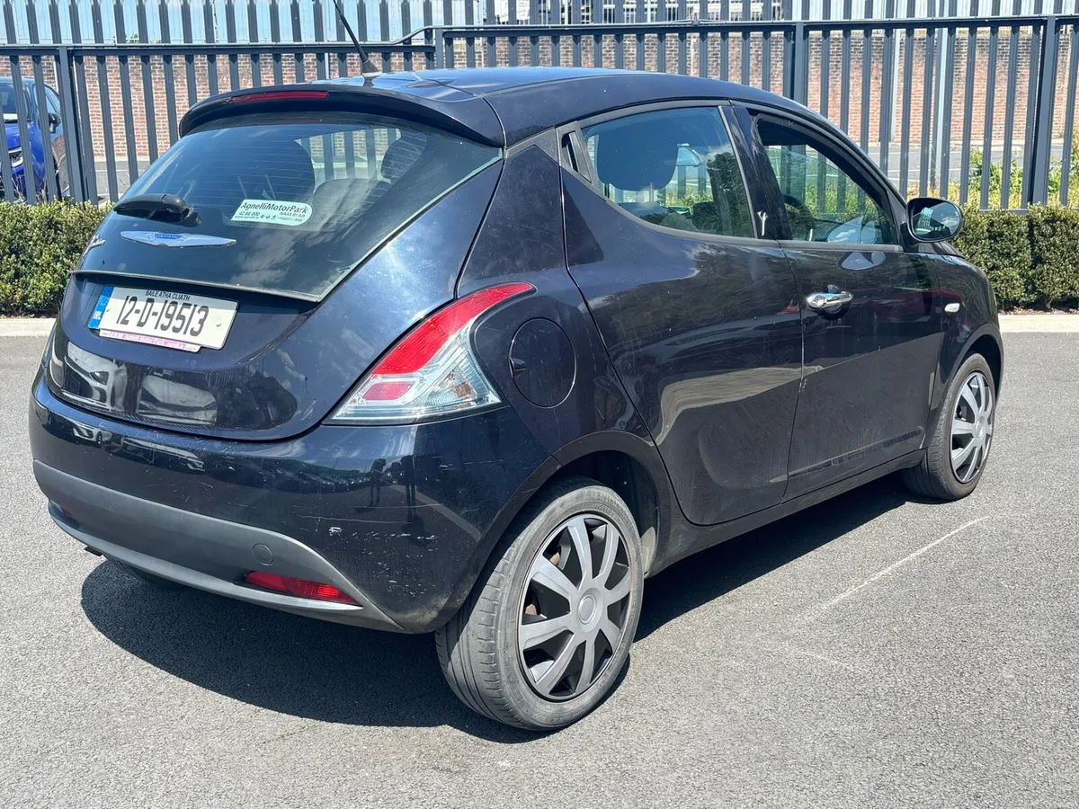 Chrysler Ypsilon - Image 4