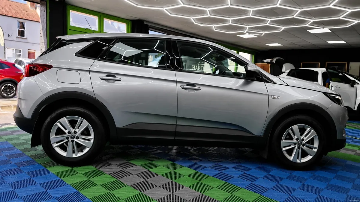 Opel Grandland X 2019 AA Aproved - Image 4