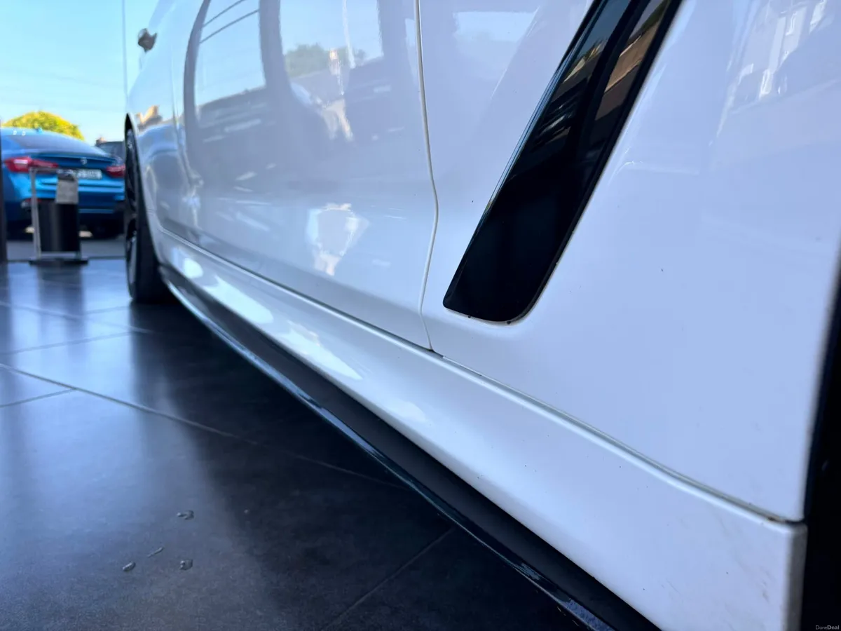 BMW 5-Series 2019 - Image 6