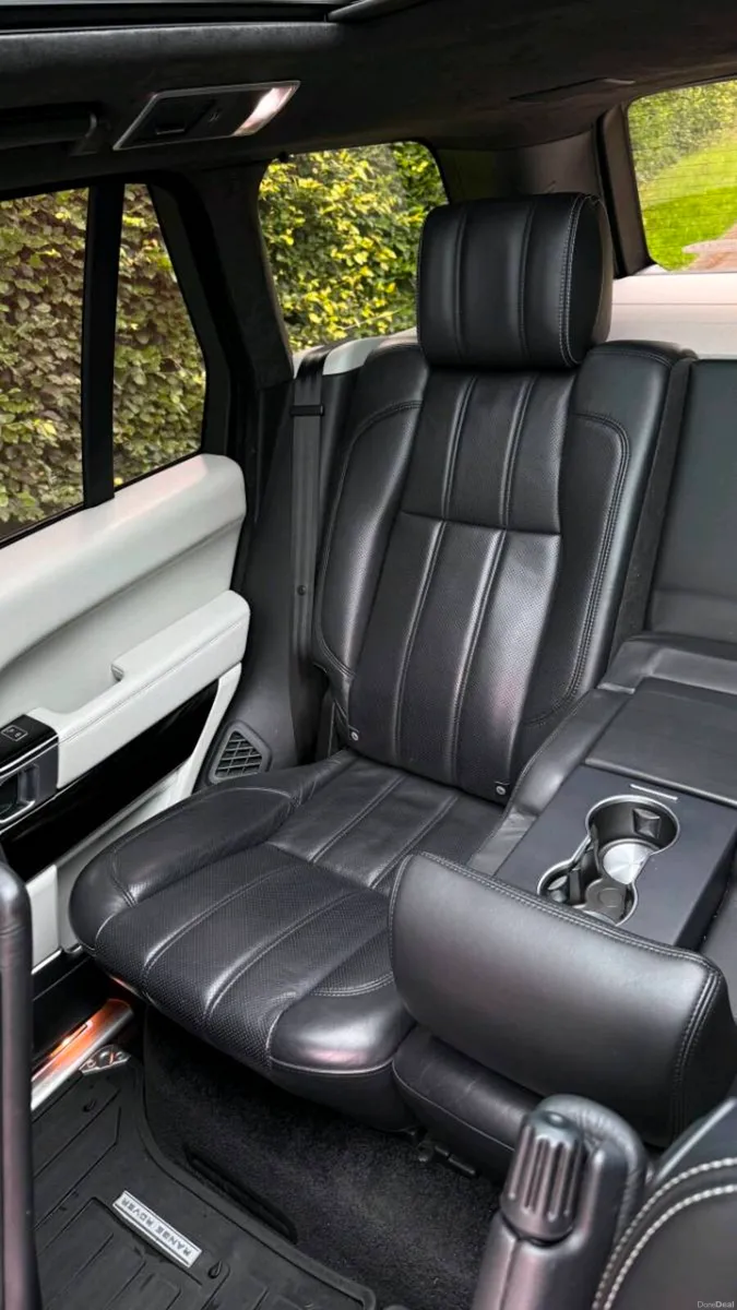 Range Rover Autobiograph 3.0 Diesel Hybrid new NCT - Image 6