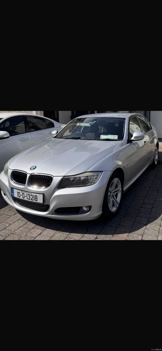 BMW 3-Series 2010 - Image 3