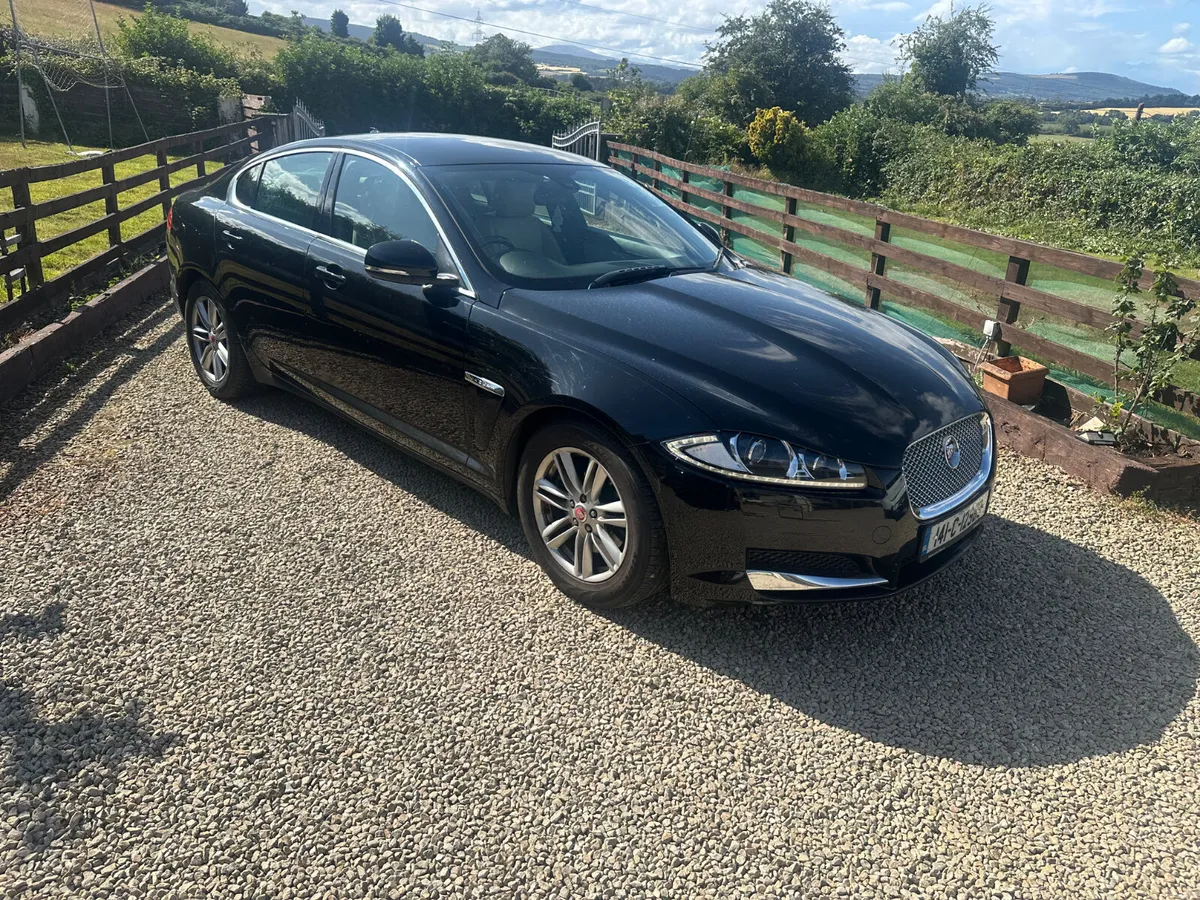Jaguar XF 2014 and XF 2015 - Image 6