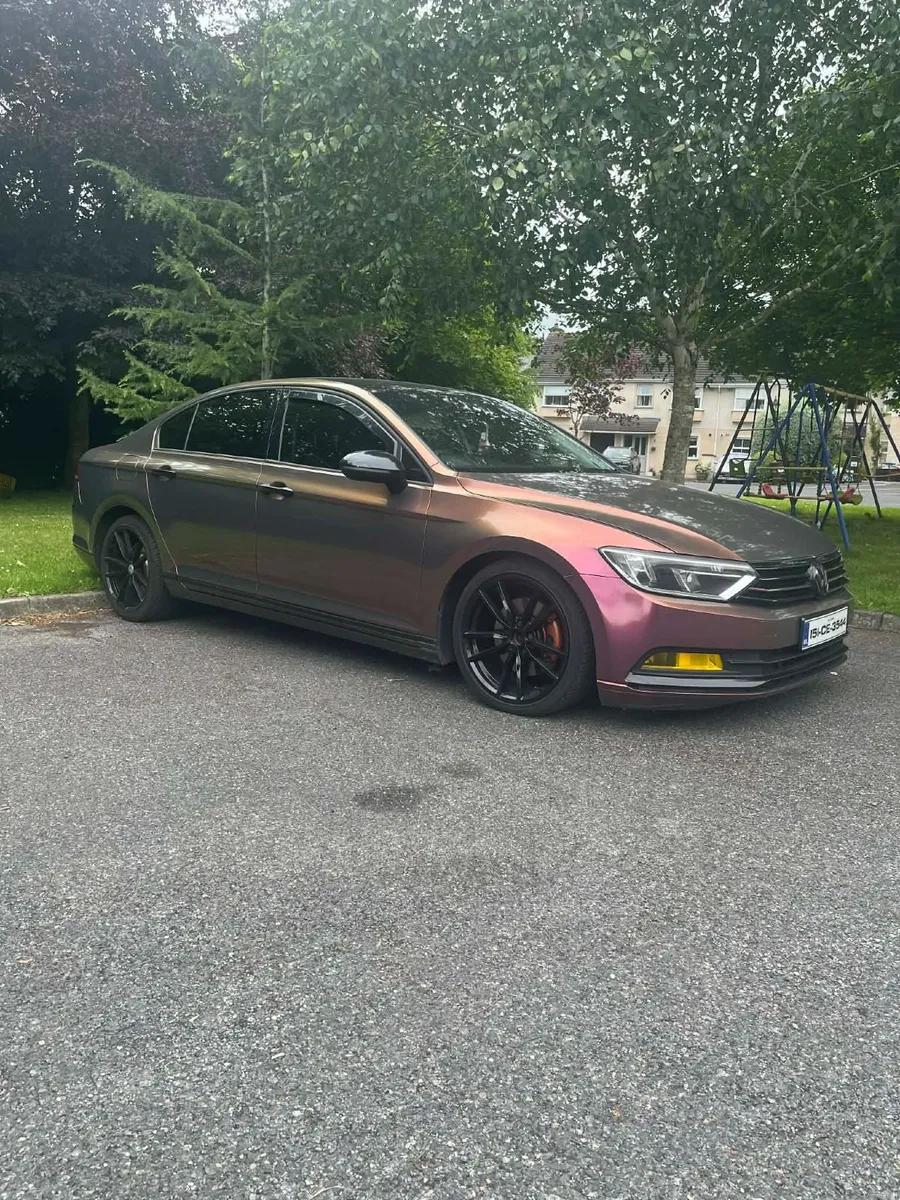 Volkswagen Passat 2015 - Image 1