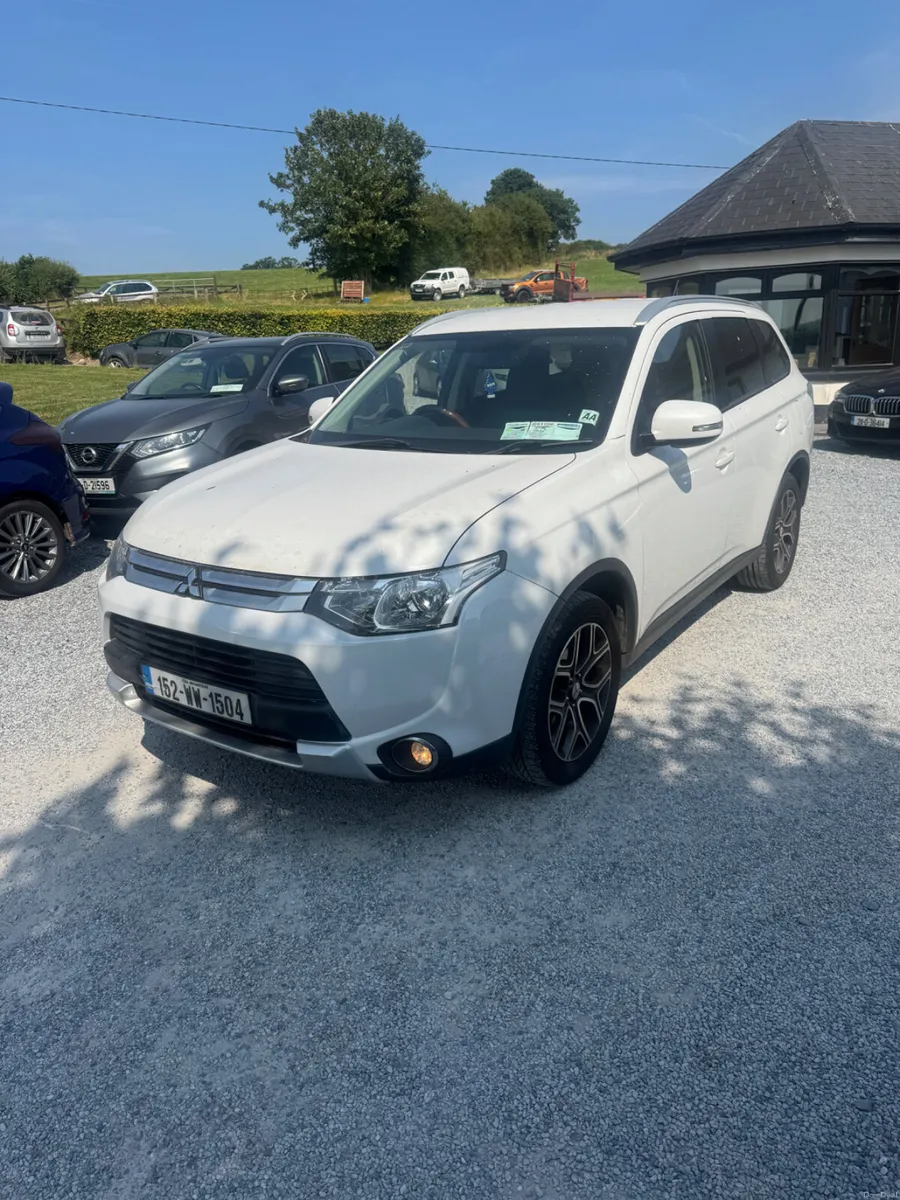 Mitsubishi Outlander 2015 new nct - Image 5