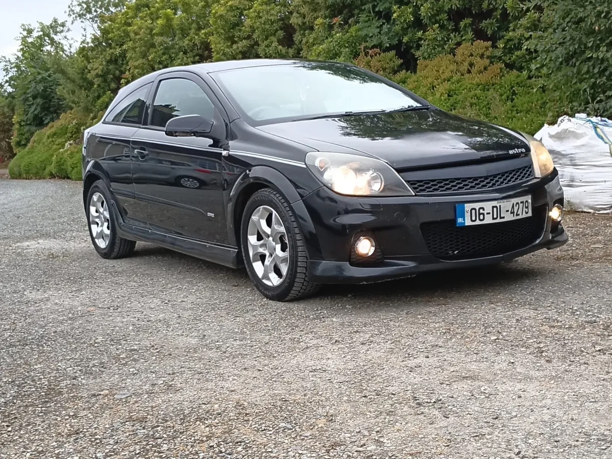 Opel Astra 2006 - Image 2