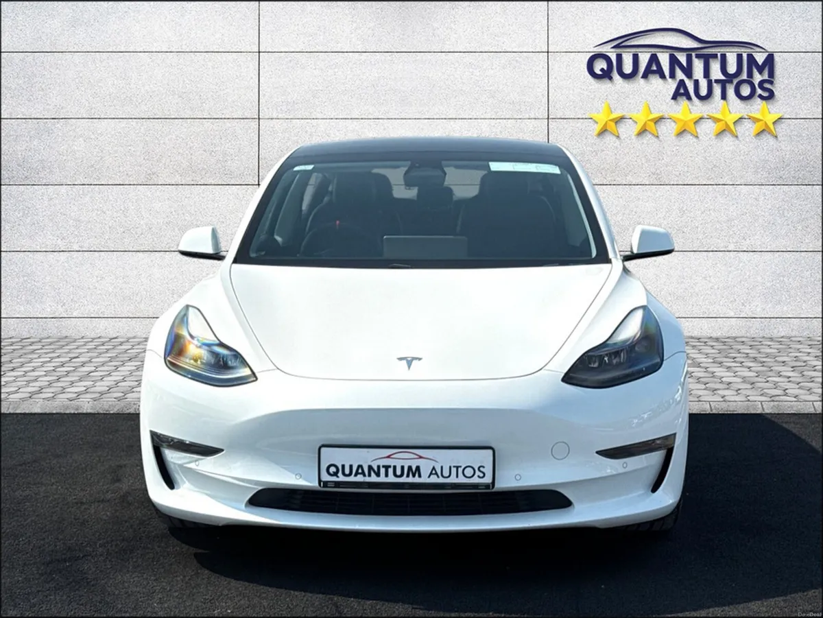 Tesla Model 3 2022 LONG RANGE AWD GRADE A BATTERY - Image 2