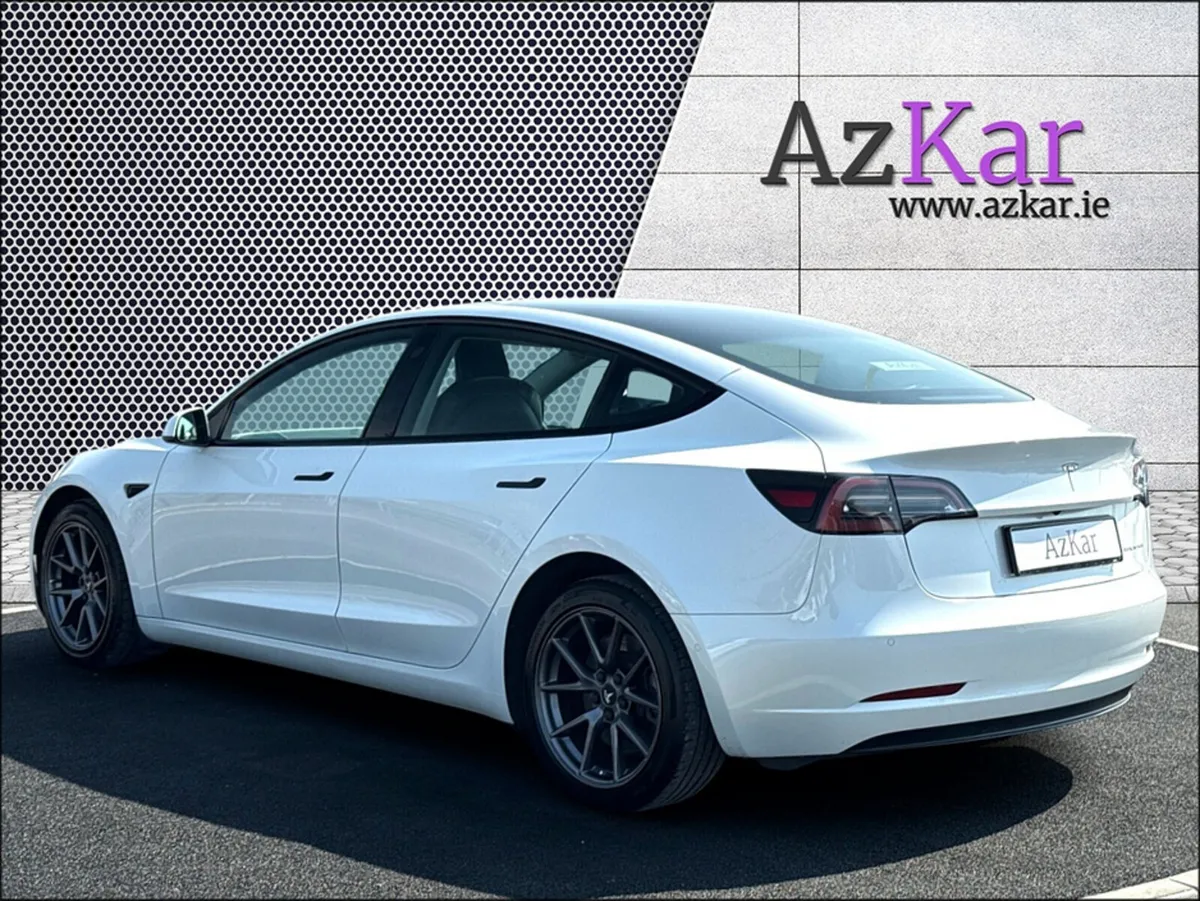 Tesla Model 3 2022 LONG RANGE AWD GRADE A BATTERY - Image 6