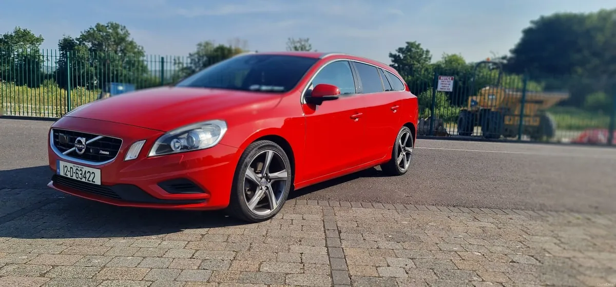 Volvo V60 2012 - Image 1