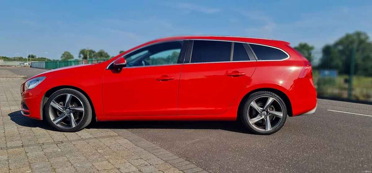 Volvo V60 2012  *** DEPOSIT TAKEN *** - Image 6
