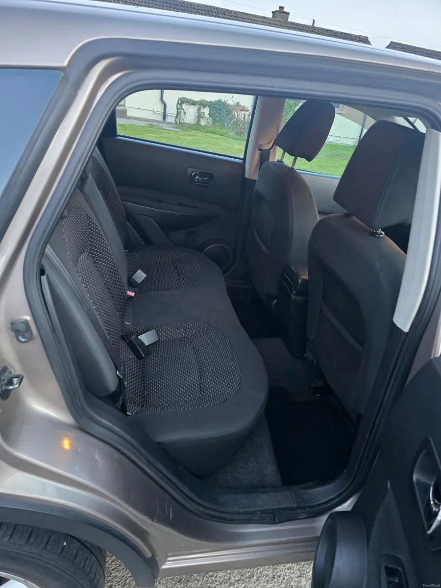 Nissan Qashqai 2009 - Image 4