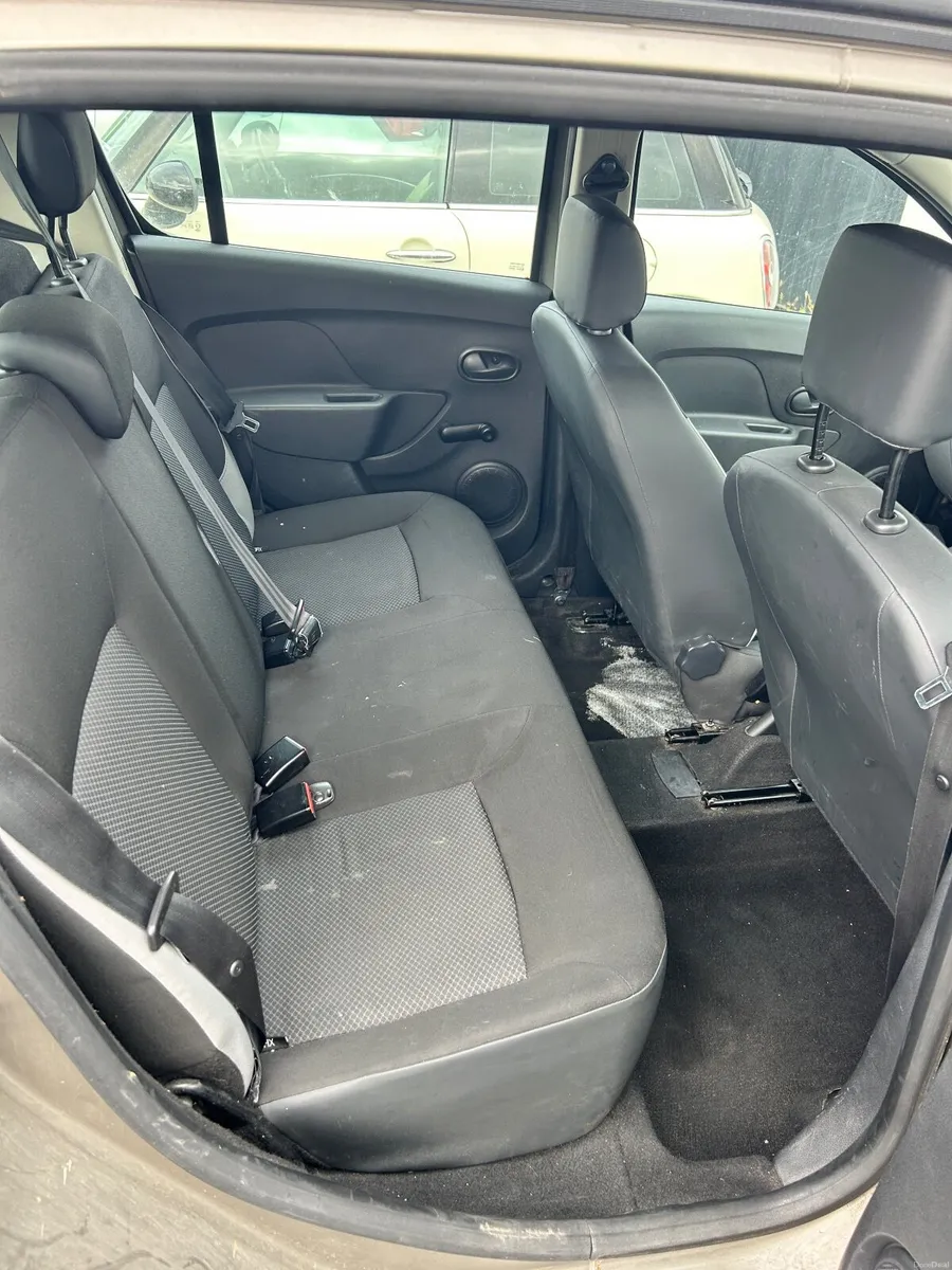 Dacia Sandero 2013 - Image 3