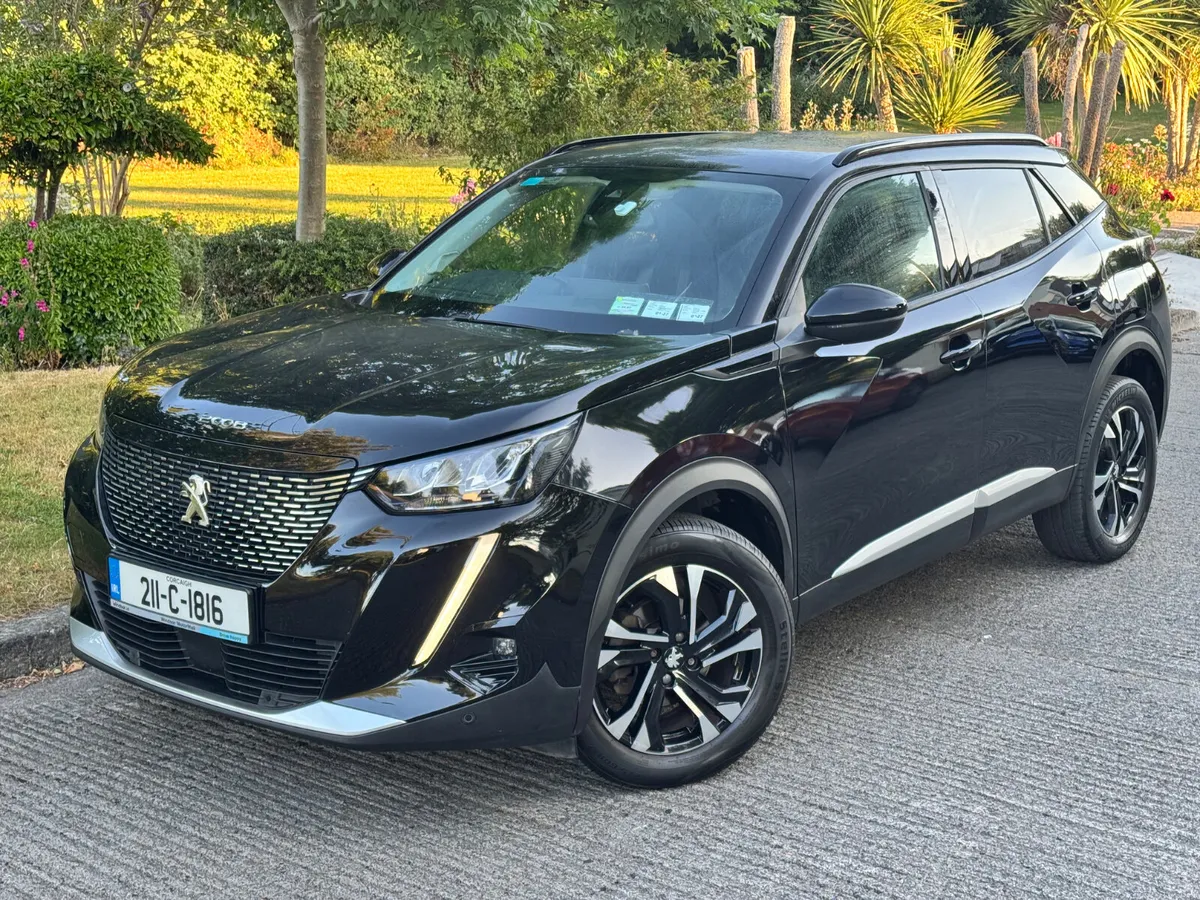 211 PEUGEOT  2008 ALLURE 1.2 PETROL - Image 1