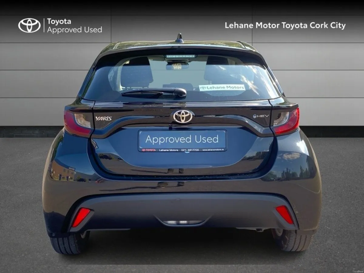 Toyota Yaris Yaris HEV Luna - Image 4