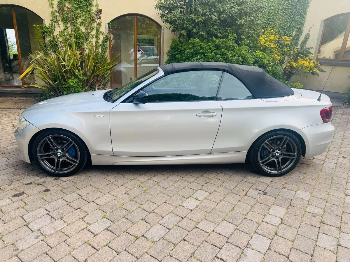 BMW 118D M SPORT PLUS CAB - STUNNING NI LOW VRT - Image 2