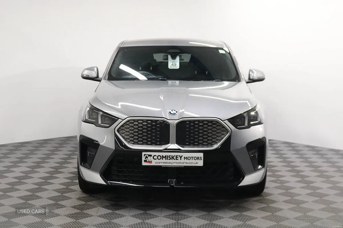 BMW iX2 30 M Sport - Image 2