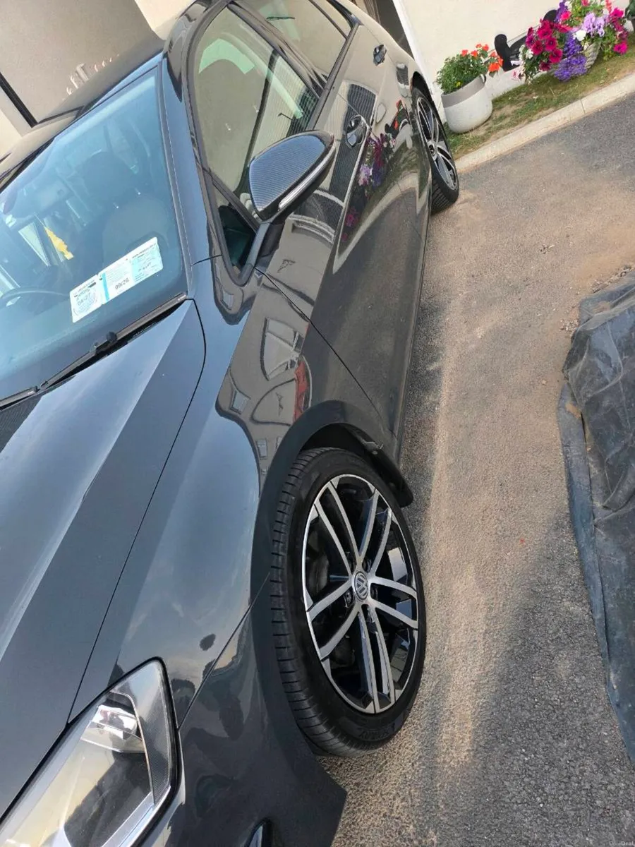 2L volkswagen golf - Image 3