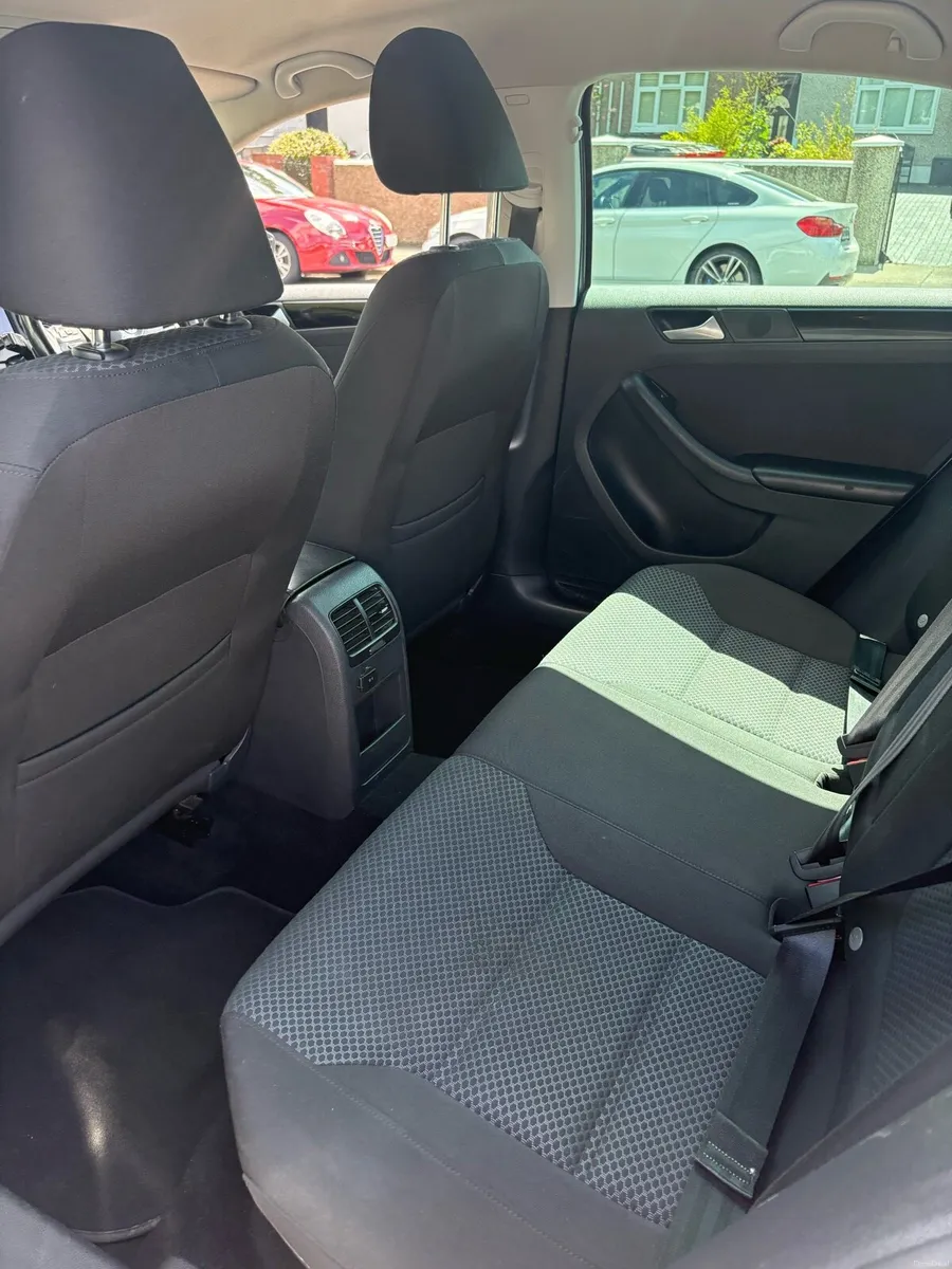 2015 Jetta - Image 6
