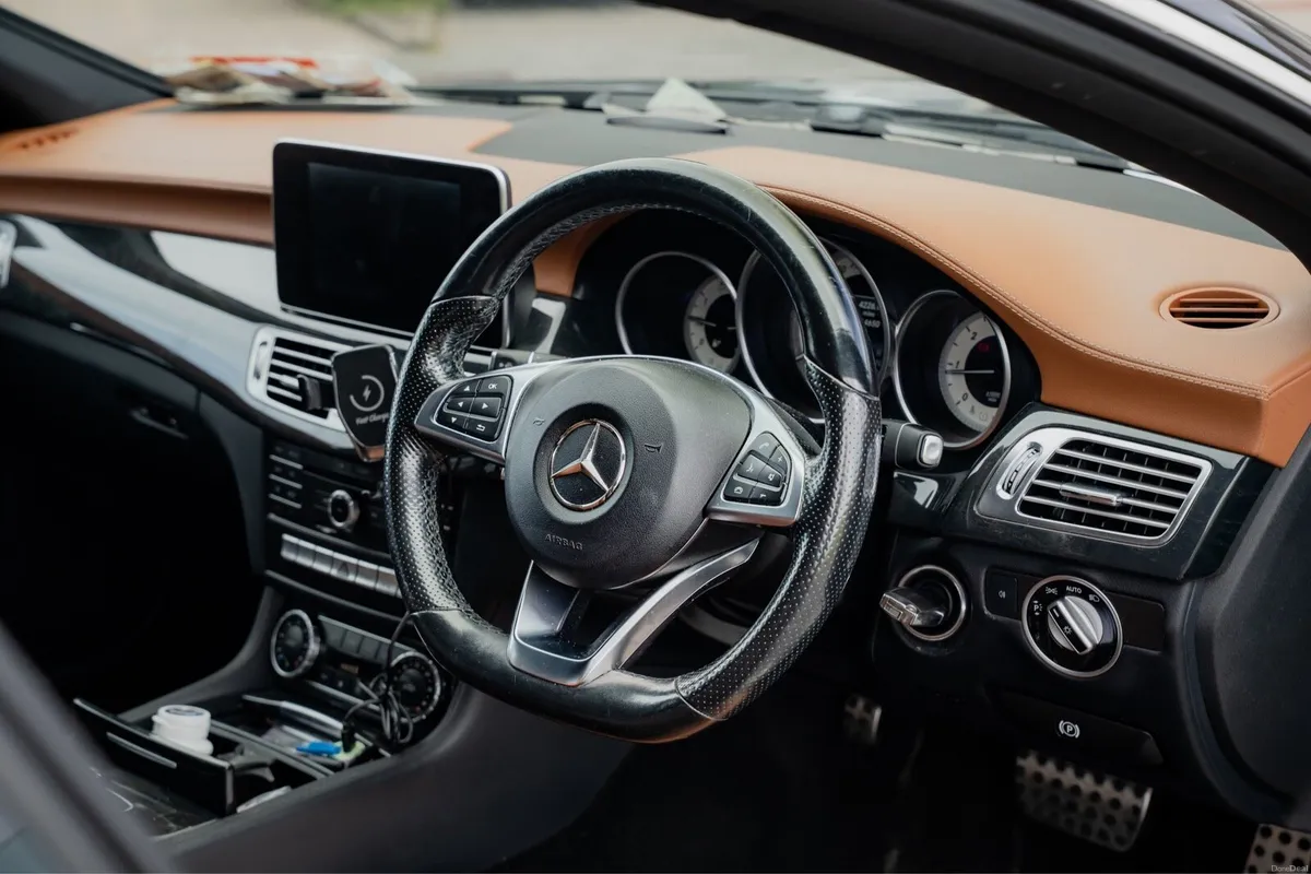 Mercedes CLS AMG Line - Image 3