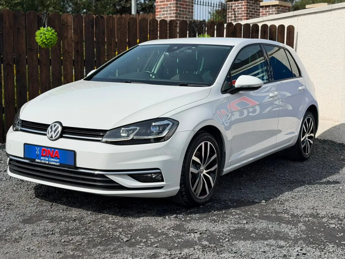 Volkswagen Golf 1.4 HIGHLINE AUTO - ONLY 60KMS - Image 3
