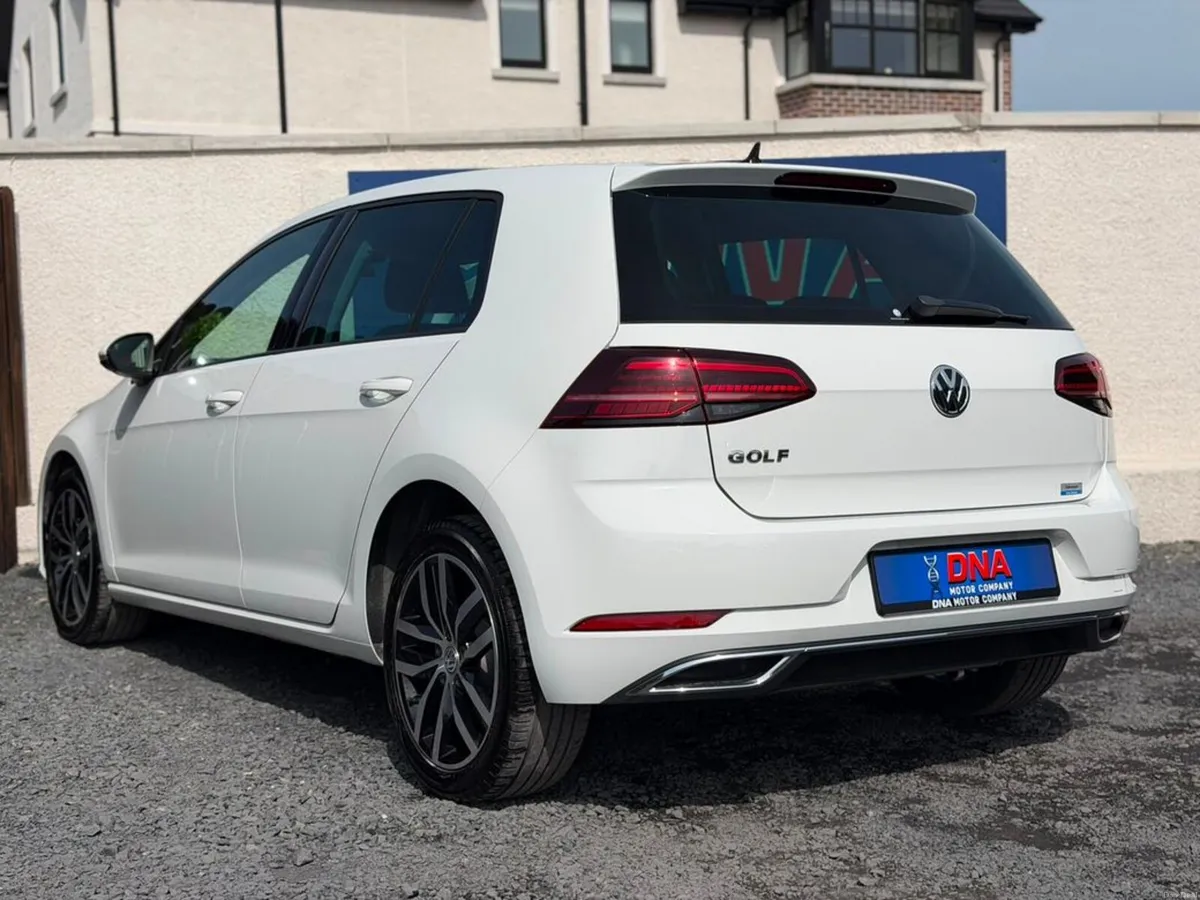Volkswagen Golf 1.4 HIGHLINE AUTO - ONLY 60KMS - Image 5