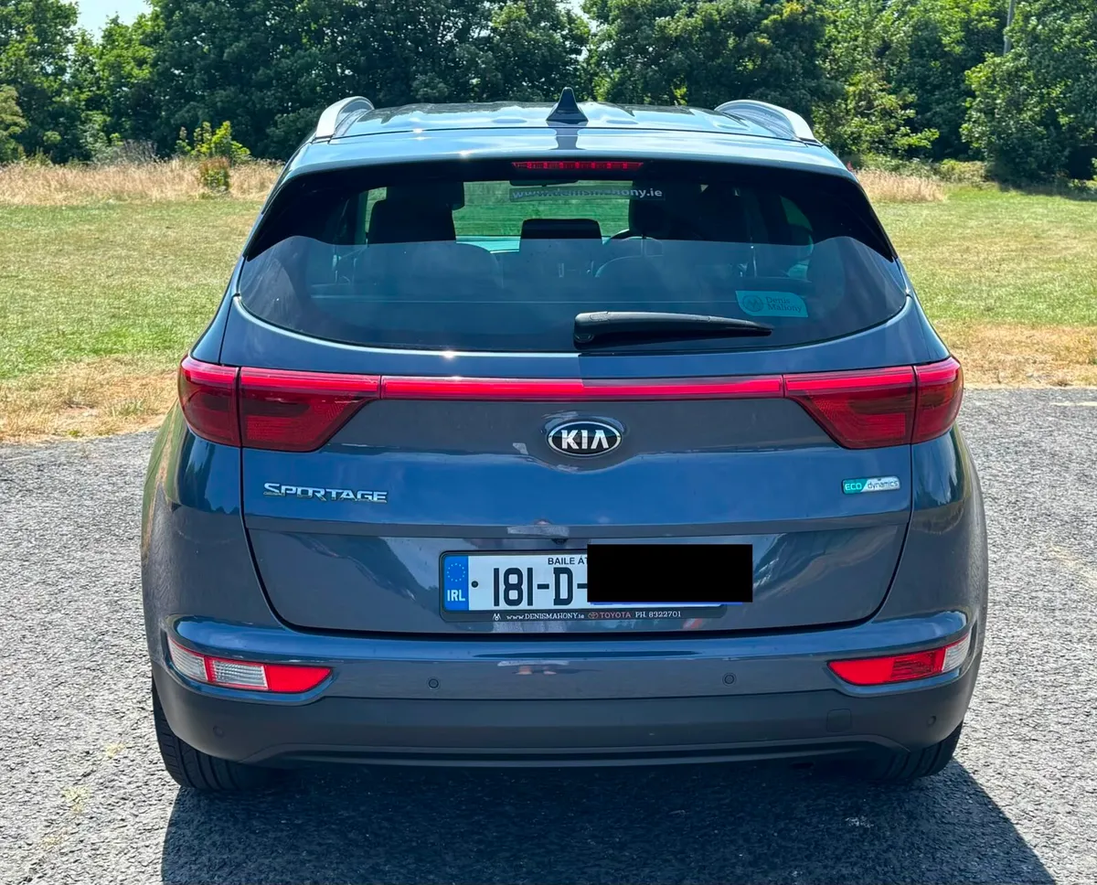 Kia Sportage 1.7 Platinum - Image 3