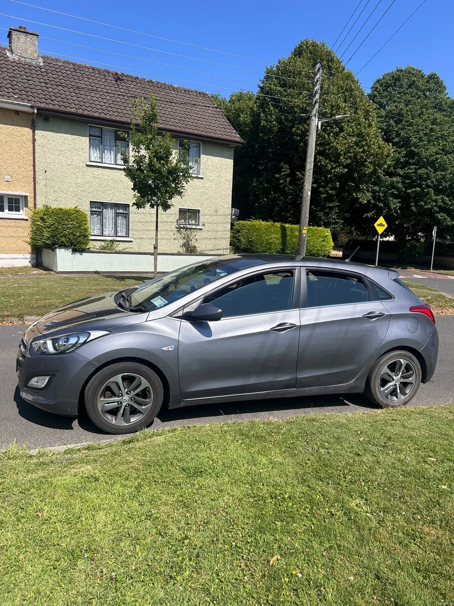151 Grey Hyundai i30 - Image 3