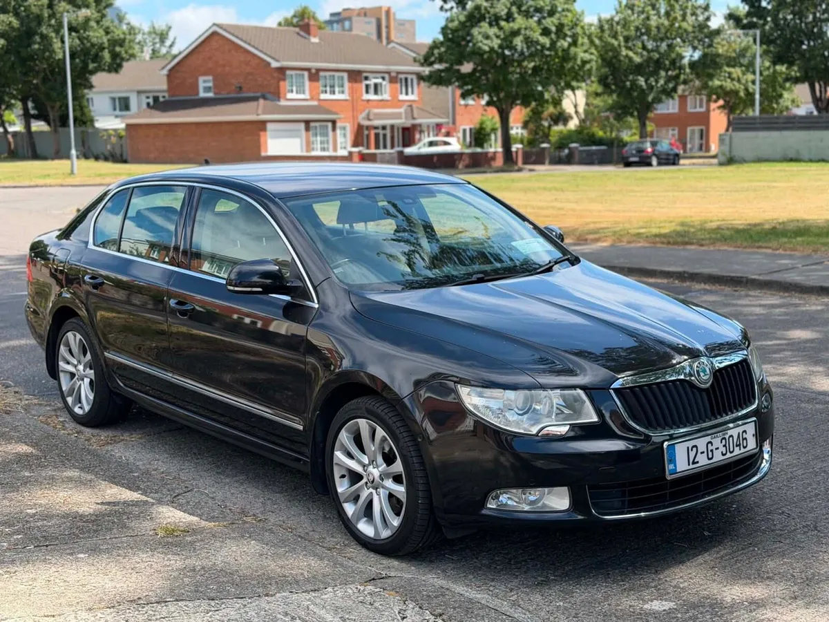 Skoda superb Exclusive DSG - Image 3
