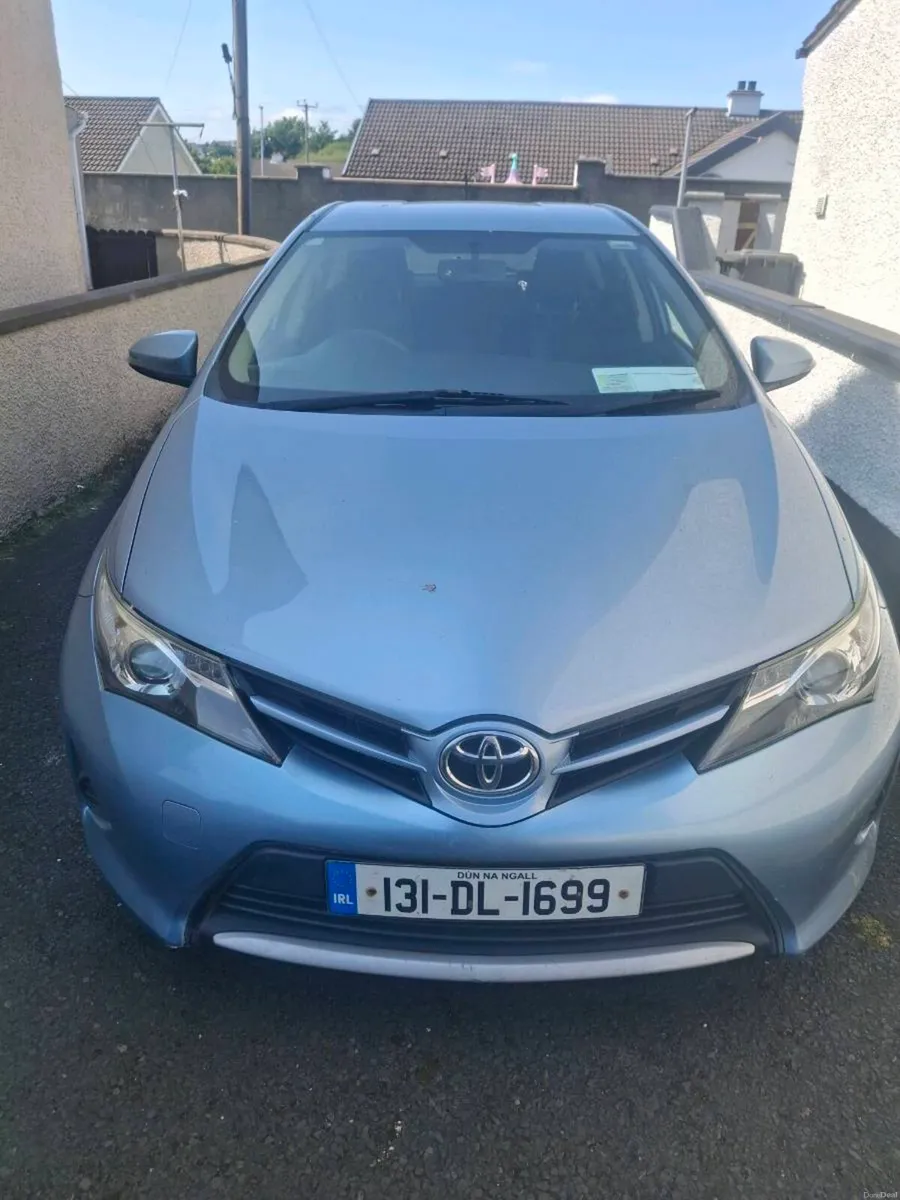 Toyota Auris - Image 1