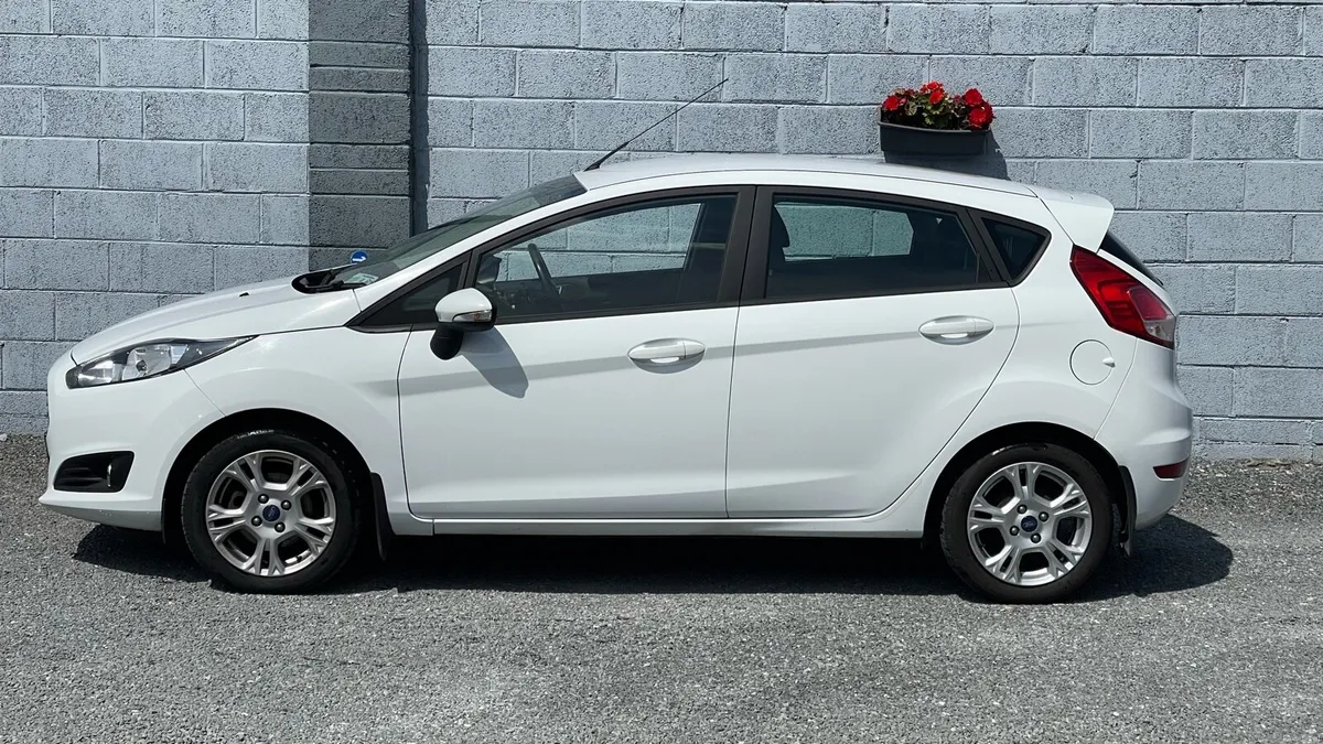 Ford Fiesta Low Mileage, High Spec 1.5 Tdci - Image 2