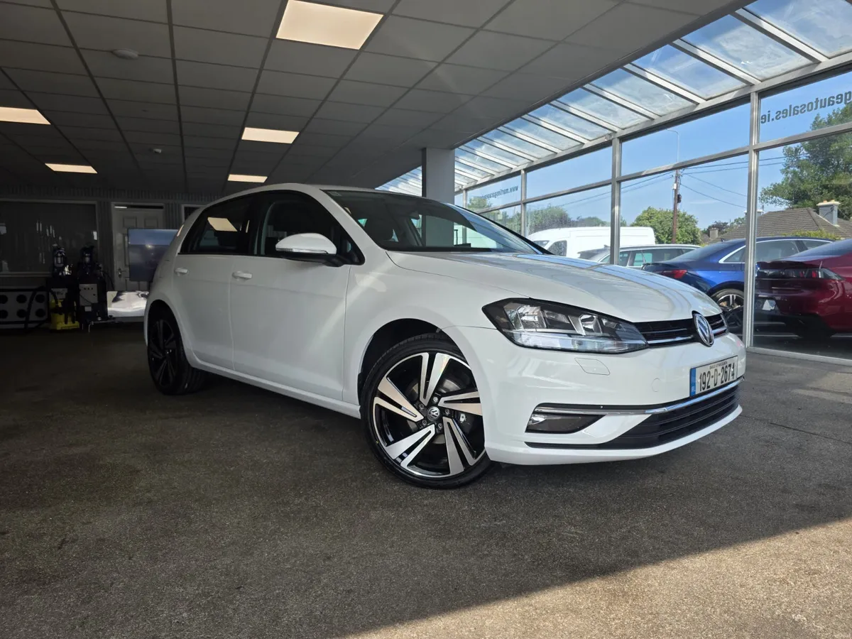 Volkswagen Golf 1.0 TSI 115HP Trendline DSG 2019 - Image 2