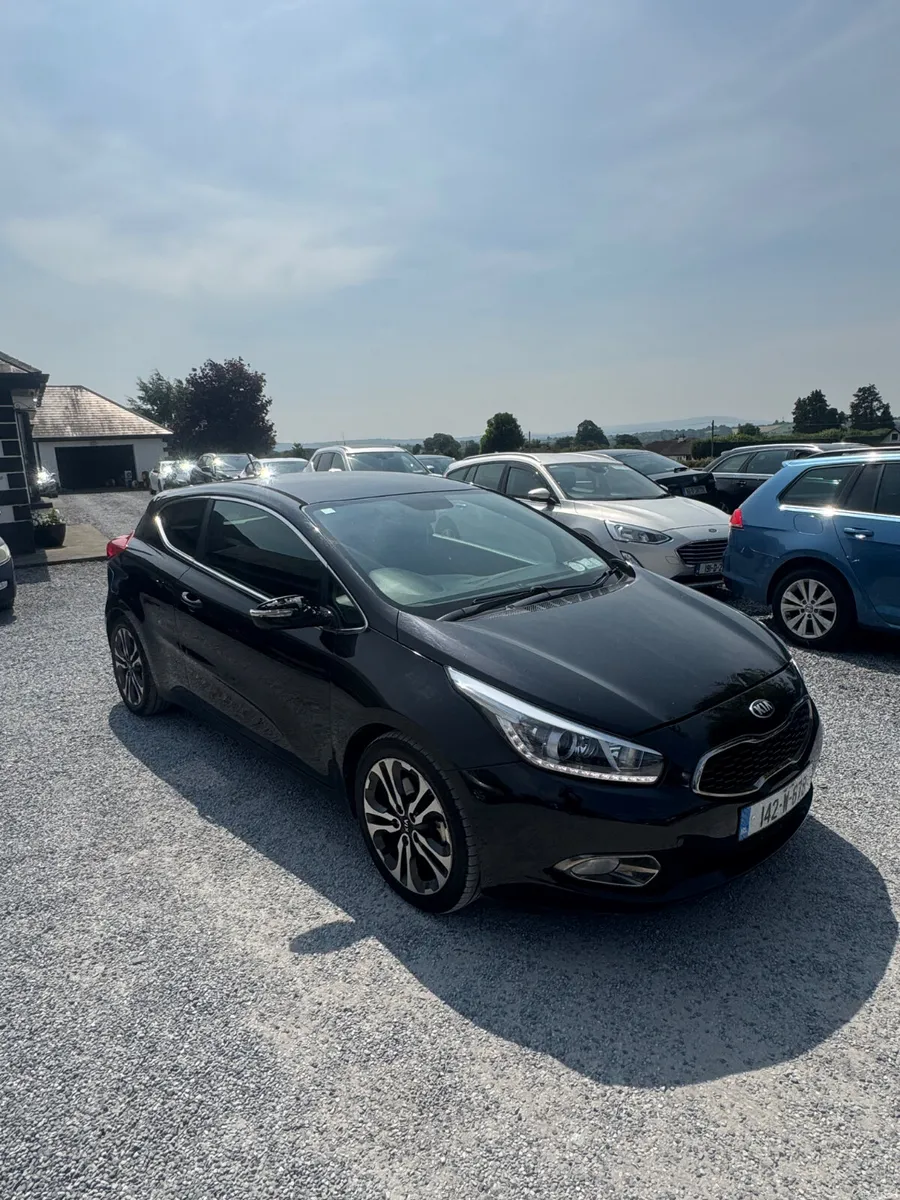 Kia Ceed PRO 2014 1.6 diesel - Image 2