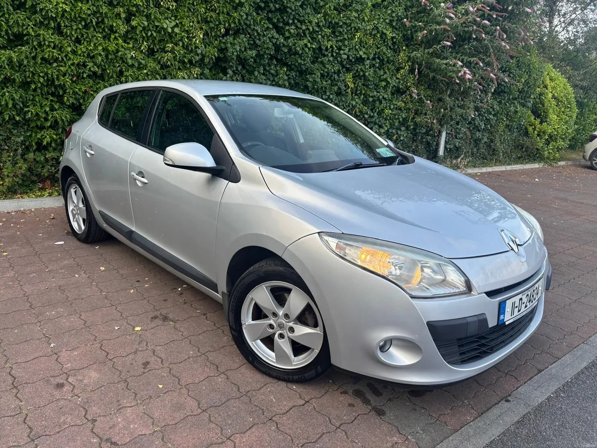 🏁2011 Renault Megane New Nct Until 9/27 And Tax🏁 - Image 2