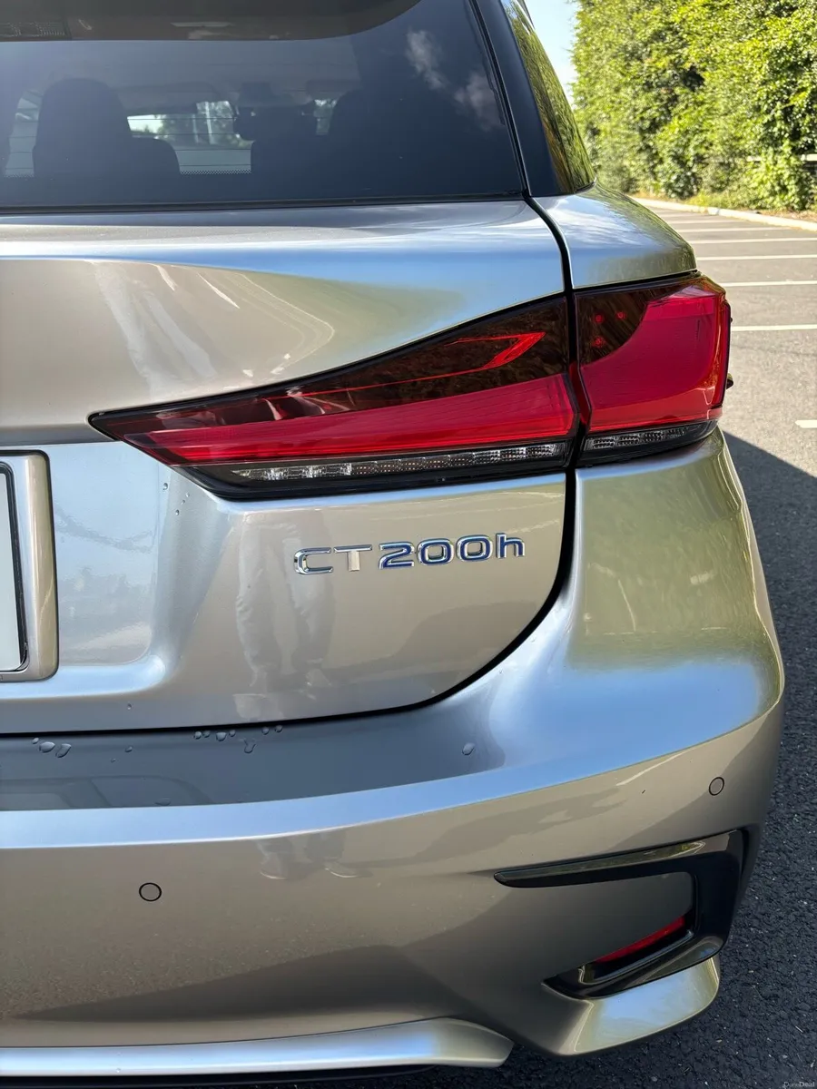 Lexus ct200h. L - Image 4
